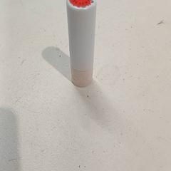 Lápiz labial, ha sido reportado por IKEA Toulouse con iLost