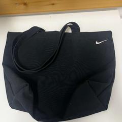 Bag, as reported by IKEA Praha – Černý Most using iLost