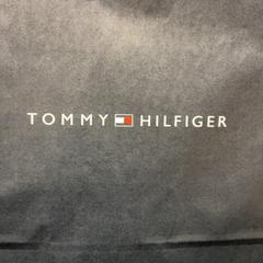 Purchase tommy hilfiger, iLost를 사용하여 Designer Outlet Roermond에 보고됨