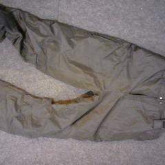 Spodnie, zgłoszono przez SnowWorld Landgraaf przy użyciu iLost