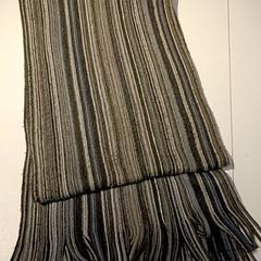 Xal Grijstinten, segundo informou IKEA Groningen usando iLost