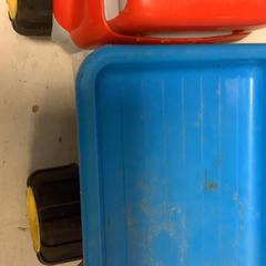 おもちゃの車 がiLostで Artis によって報告されました