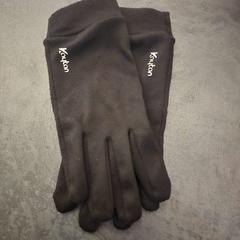 Gloves Zwart, as reported by Van der Valk Hotel Assen using iLost