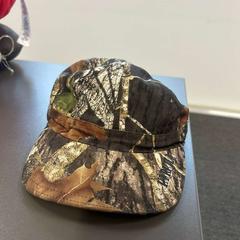 캡 camouflage, iLost를 사용하여 Gebo Tours에 보고됨