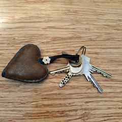 Sleutels sleutelbos met hanger hart, zoals gemeld door Gemeente Zeist met iLost