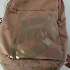 Batoh, jak nahlášeno Regio Antwerpen - Brussel pomocí iLost