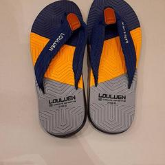 Claquettes Blue, a été signalé par Van der Valk Hotel Schiphol utilisant iLost