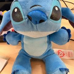 ぬいぐるみ stich がiLostで IKEA Liège によって報告されました