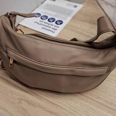 Bolsa, segundo informou IKEA Montpellier usando iLost
