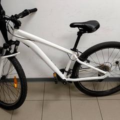 Transport -:Fiets, a été signalé par Centraal magazijn utilisant iLost