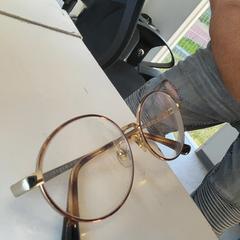 Taula Bruin,,goudkleurig, gisa salatu by Pinkpop iLost erabiliz