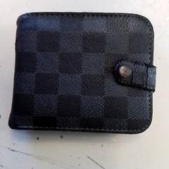 Pénztárca, amint azt Hermes Eindhoven az iLost segítségével jelentette.