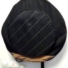 Bolsa, segundo informou Hermes Eindhoven usando iLost