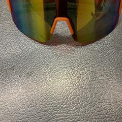 Solglasögon Oranje, rapporterat av IKEA Haarlem med iLost