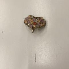 ヘアアクセサリー, como reportado por IKEA神戸 utilizando o iLost