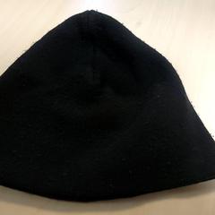 Oblečenie - Muts zwart, ako bolo nahlásené Regio Oost-Vlaanderen pomocou iLost