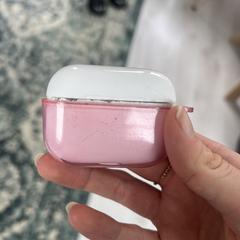 airpods pink case, som rapportert til iLost