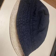 모자 Blauw, iLost를 사용하여 Pathé Tuschinski에 보고됨