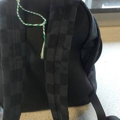 Rucksack, gemeldet von Regio Limburg - Leuven über iLost