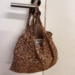 가방, iLost를 사용하여 Qbuzz ZHN에 보고됨