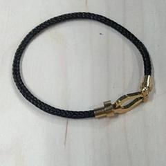 Eskumuturra, gisa salatu by IKEA Gent iLost erabiliz