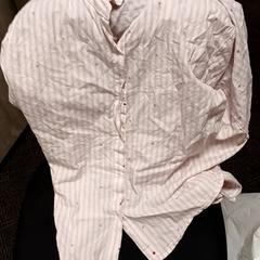 Camisas, ha sido reportado por Van der Valk Hotel Vianen con iLost