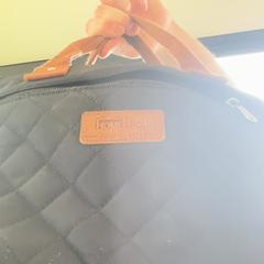 Táska Zwart, amint azt Regio Limburg - Leuven az iLost segítségével jelentette.