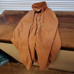 Camisa, ha sido reportado por Connexxion Haarlem IJmond con iLost