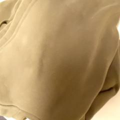 Luvtröja, rapporterat av Mövenpick Hotel Amsterdam City Centre med iLost