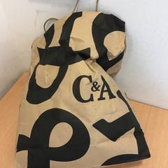 Táska, amint azt Qbuzz U-OV az iLost segítségével jelentette.