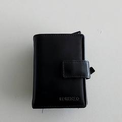 Portefeuille Cuypers, a été signalé par Centraal magazijn utilisant iLost