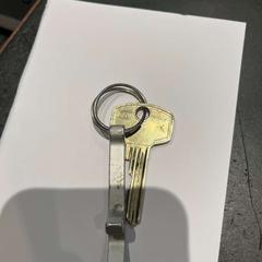Sleutel met opener, zoals gemeld door Van der Valk Hotel Wolvega Heerenveen met iLost