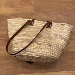 Táska, amint azt HTM az iLost segítségével jelentette.