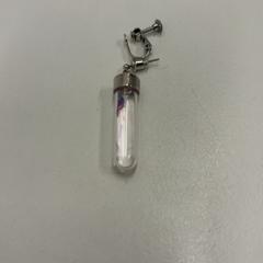 イヤーカフ, segons ha informat IKEA Tokyo-Bay mitjançant iLost