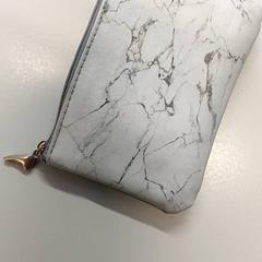 Portfel - Keana, zgłoszono przez Centraal magazijn przy użyciu iLost