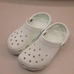 Buty, zgłoszono przez Van der Valk Hotel Schiphol przy użyciu iLost