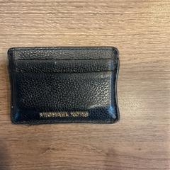 Lommebok Bentvelsen mc, som rapportert av Gemeente Amsterdam - Bureau Gevonden Voorwerpen ved bruk av iLost