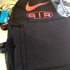 İLost kullanarak Bobbejaanland tarafından bildirildiği gibi Sırt çantası