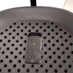 Telefon iPhone, amint azt Arriva Infoshop Enschede az iLost segítségével jelentette.