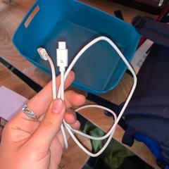 Usb-c kabel Wit, P, zoals gemeld door Into The Great Wide Open met iLost