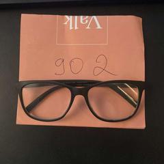 Irakurtzeko betaurrekoak Leesbril, gisa salatu by Van der Valk Duiven bij Arnhem A12 iLost erabiliz