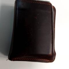 Plånbok Karorero, rapporterat av Regio West-Vlaanderen med iLost