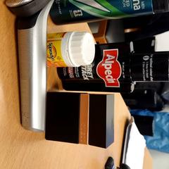 Parfum & Scheerapparaat, zoals gemeld door Inntel Hotels Amsterdam Centre met iLost