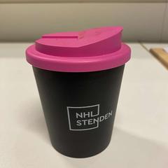 Nhl stenden drinkbeker Stenden beker, como reportado por NHL Stenden hogeschool Emmen utilizando o iLost