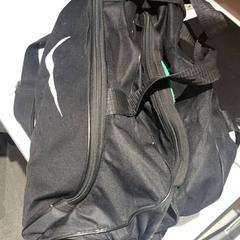 Sac Nike, a été signalé par Bibliotheek Neude (Utrecht) utilisant iLost