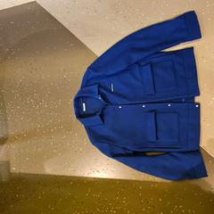 İLost kullanarak Room Mate Bruno tarafından bildirildiği gibi Dış giyim