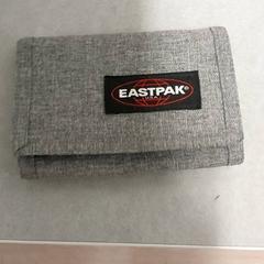 財布 がiLostで Regio Antwerpen - Brussel によって報告されました