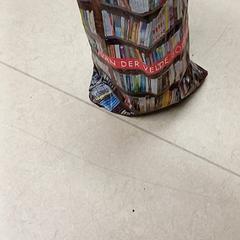 Sacchetto di plastica, come riportato da Qbuzz GD Groningen Peizerweg utilizzando iLost