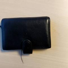 Titolare della carta - Gebremeskel, come riportato da Regio Oost-Vlaanderen utilizzando iLost