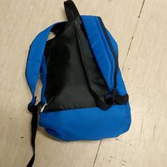 Mochila - blauw, ha sido reportado por Regio Antwerpen - Brussel con iLost